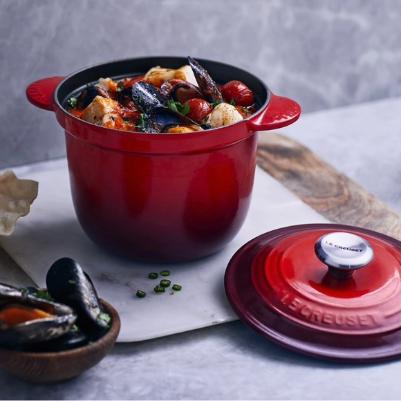 NIB Le Creuset | Rice Pot + Stoneware Inner Lid Cerise - Picture 4 of 11